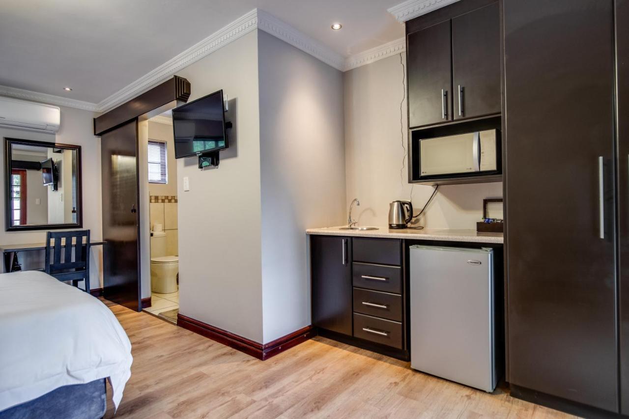 The Nightingale Guesthouse Блумфонтейн Экстерьер фото